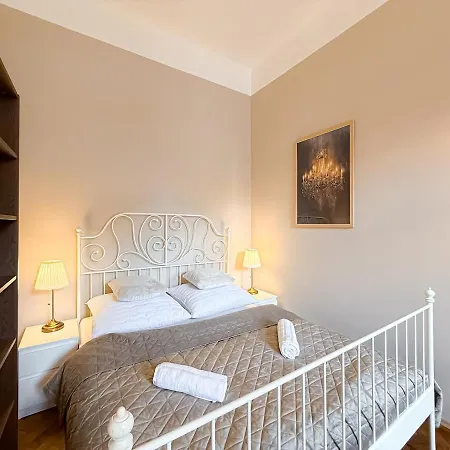 Bunny 3bdr 80 M2 Appartamento Praga