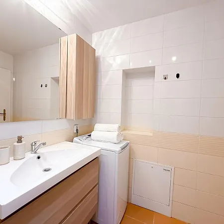 Bunny 3bdr 80 M2 Appartamento Praga
