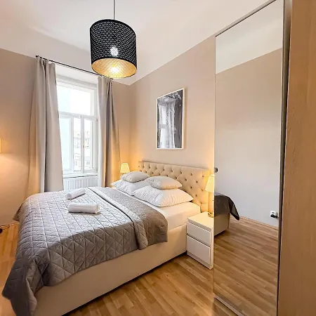 Appartamento Bunny 3bdr 80 M2 Praga